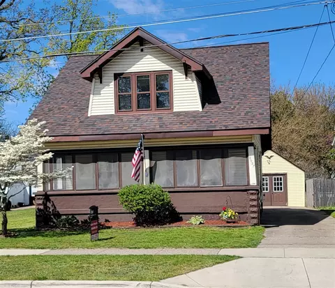 2027 Denwood, Wyoming, MI 49509