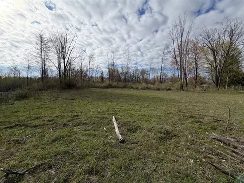 E Jackson, White Cloud, MI 49349 photo 13