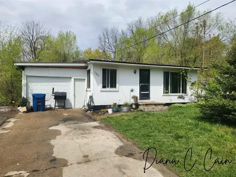 123 Riverside, Hart, MI 49420