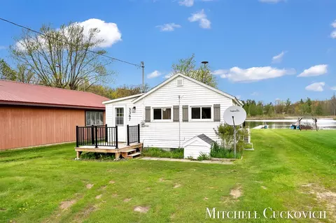 3367 Flint, Sheridan, MI 48884