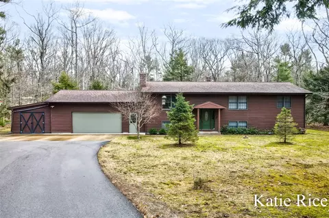 938 N Scenic, Muskegon, MI 49445