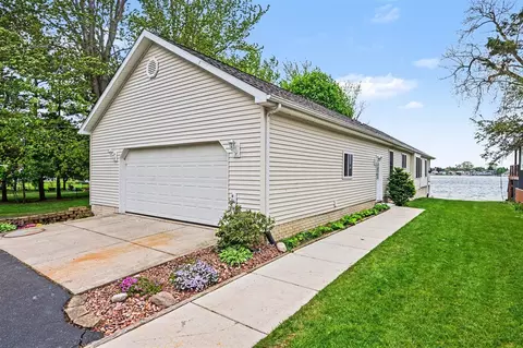 Exterior - 584 Orchard, Marshall, MI 49068 photo 3 of 5