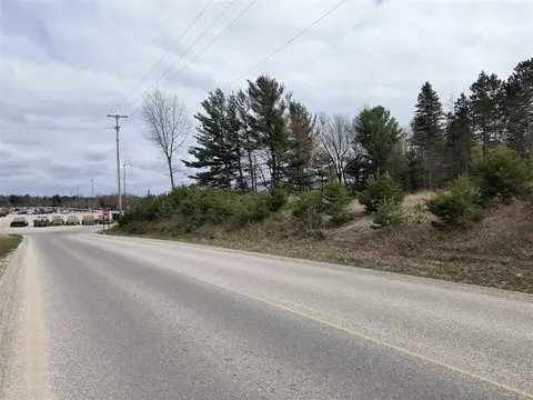 4675 John Harlan, Ludington, MI 49431