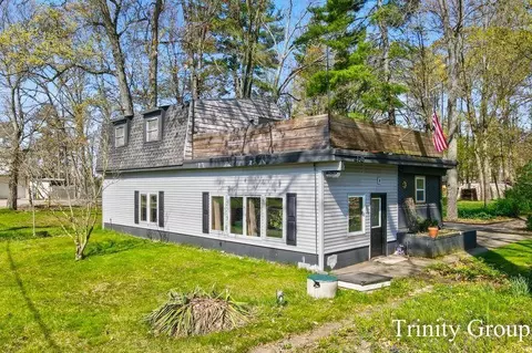 7615 S Croton Hardy, Newaygo, MI 49337