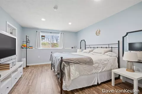 Bedroom - 879 Flat Riv, Lowell, MI 49331 photo 2 of 8