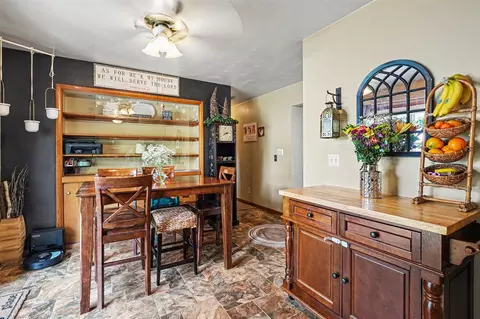 Dining - 15052 N North Park, Constantine, MI 49042 photo 1 of 3