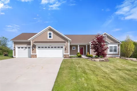 6456 Bentley, Belmont, MI 49306