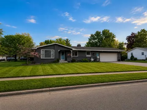 4049 S Osage, Grandville, MI 49418