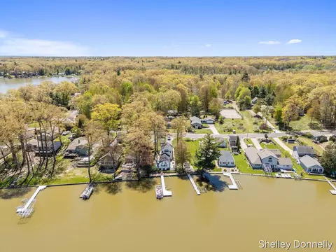 View/Area - 1071 E Hess Lk, Grant, MI 49327 photo 5 of 7