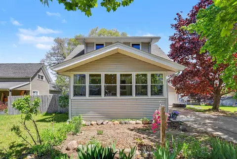 422 Pine, Belding, MI 48809