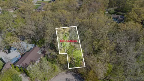 820 E Indiana, New Buffalo, MI 49117
