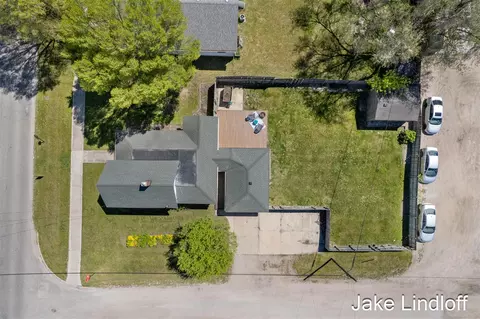 View/Area - 322 E Gardner, Sparta, MI 49345 photo 3 of 9