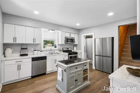 Kitchen - 322 E Gardner, Sparta, MI 49345 photo 5 of 5