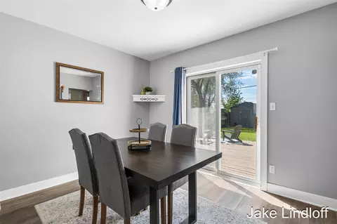 Dining - 322 E Gardner, Sparta, MI 49345 photo 1 of 2