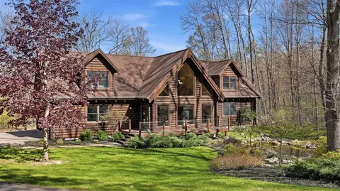 10301 Mountain Vw, Canadian Lakes, MI 49346