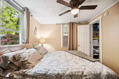 Bedroom - 10416 Tomkinson, Scotts, MI 49088 photo 2 of 2