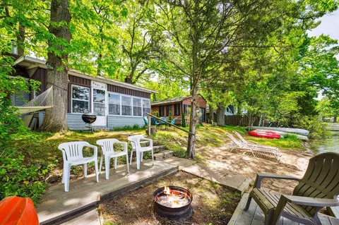Exterior - 10416 Tomkinson, Scotts, MI 49088 photo 5 of 9