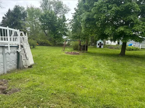 Exterior - 245 Monroe, Brooklyn, MI 49230 photo 3 of 3