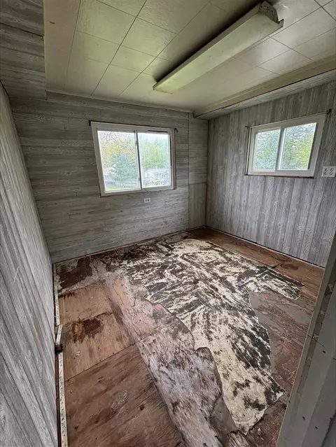 Bedroom - 245 Monroe, Brooklyn, MI 49230 photo 3 of 4