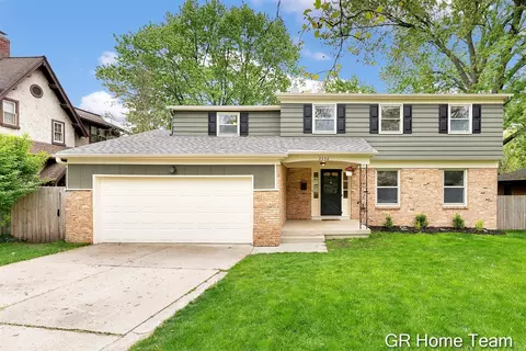 2336 Elliott, Grand Rapids, MI 49506
