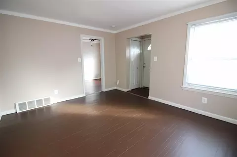 Living - 23833 Normandy, Eastpointe, MI 48021 photo 3 of 3