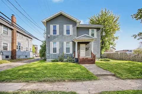 Exterior - 334 W Wesley, Jackson, MI 49201 photo 1 of 11