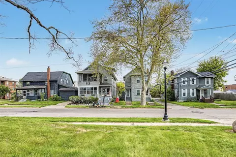 334 W Wesley, Jackson, MI 49201