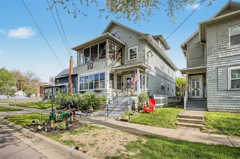Exterior - 334 W Wesley, Jackson, MI 49201 photo 2 of 11