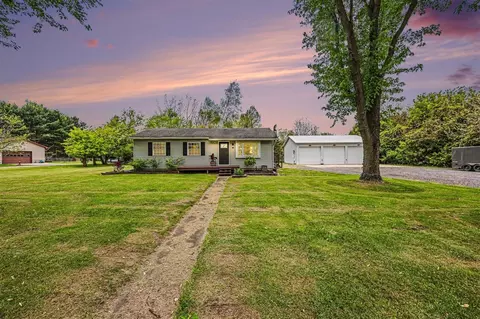 10085 Plank, Maybee, MI 48159