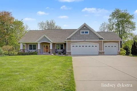 4635 Leighton Lks, Wayland, MI 49348