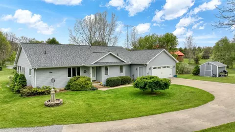 4926 Walz, Jackson, MI 49201