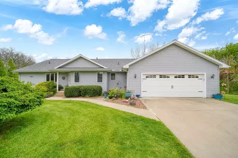 Exterior - 4926 Walz, Jackson, MI 49201 photo 3 of 25