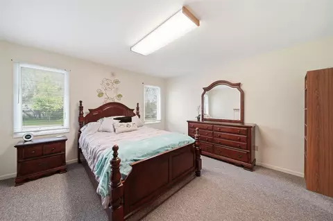 Bedroom - 4926 Walz, Jackson, MI 49201 photo 3 of 9