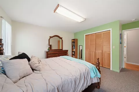 Bedroom - 4926 Walz, Jackson, MI 49201 photo 4 of 9