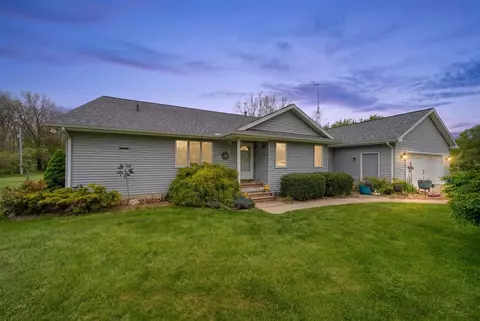 Exterior - 4926 Walz, Jackson, MI 49201 photo 2 of 25