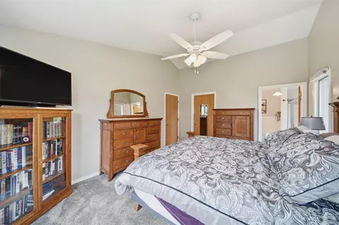 Bedroom - 4926 Walz, Jackson, MI 49201 photo 2 of 9