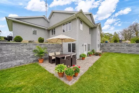 Exterior - 4926 Walz, Jackson, MI 49201 photo 8 of 25