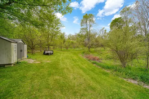 Exterior - 4926 Walz, Jackson, MI 49201 photo 23 of 25
