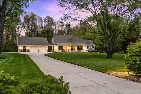23070 Prairie Vw, Mattawan, MI 49071