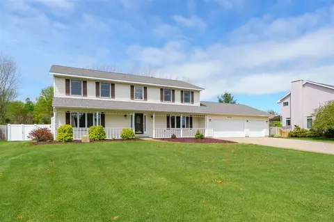 4218 Courtney, Saint Joseph, MI 49085