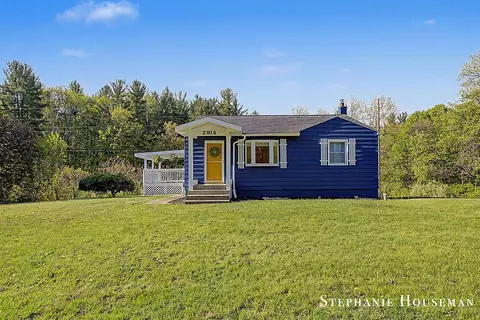 2914 River Hl, Grand Rapids, MI 49534