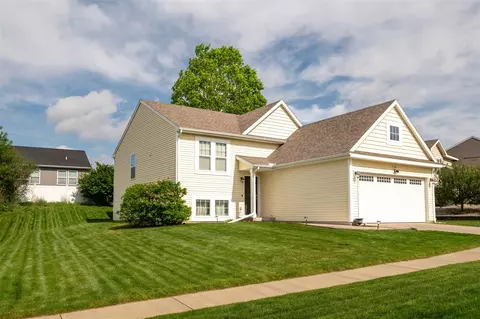 10121 Castle Crk #45, Galesburg, MI 49053