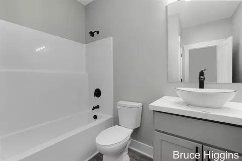 Bath - 8516 Warner, Allendale, MI 49401 photo 1 of 4