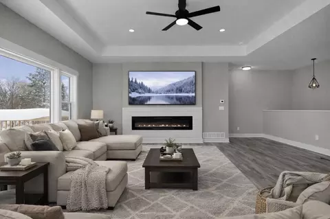 Living - 8516 Warner, Allendale, MI 49401 photo 1 of 5