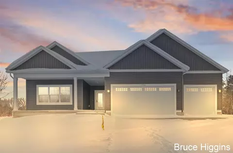 Exterior - 8516 Warner, Allendale, MI 49401 photo 2 of 4