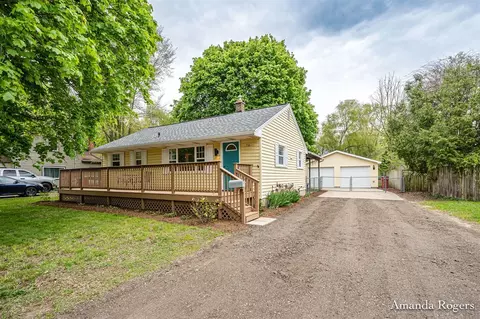 716 Alderman, Belding, MI 48809