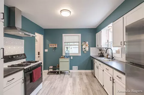 Kitchen - 716 Alderman, Belding, MI 48809 photo 1 of 2
