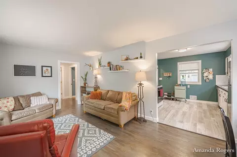 Living - 716 Alderman, Belding, MI 48809 photo 3 of 3