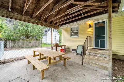 Exterior - 716 Alderman, Belding, MI 48809 photo 3 of 6