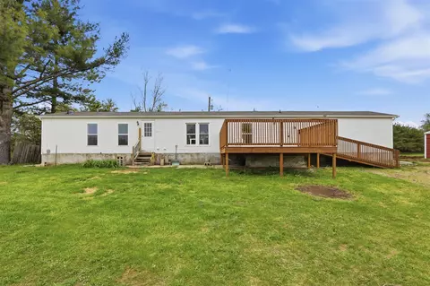 2220 30th, Blanchard, MI 49310
